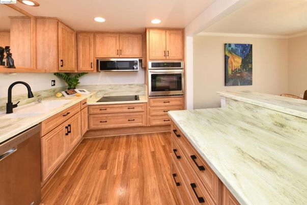 Interior, Kitchen, Recessed Lighting, Wood Texture Flooring