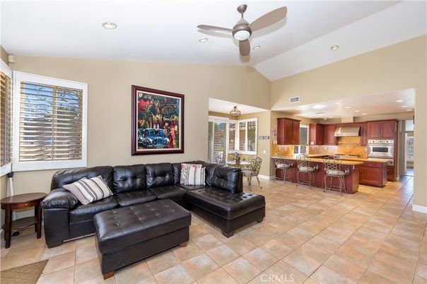 Interior, Kitchen, Living room, Recessed Lighting, Stainless Steel Appliances