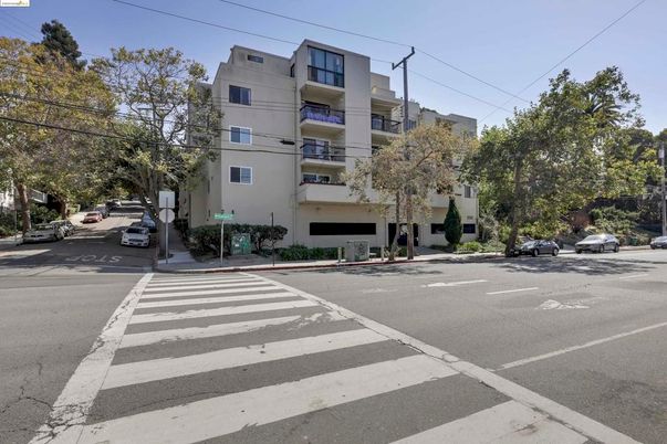 Exterior, Facade, Condo Building