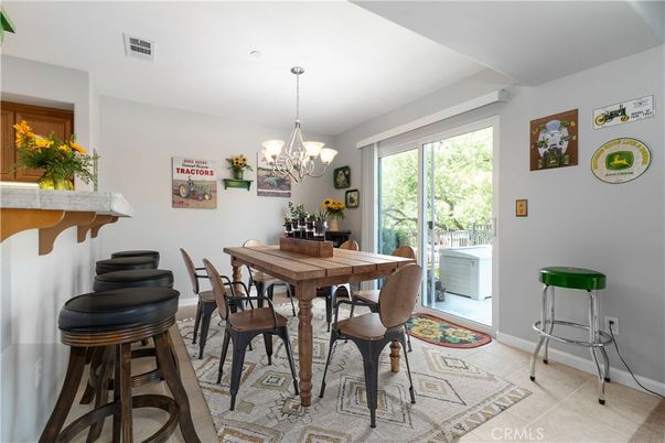 Chandelier, Dining room, Interior