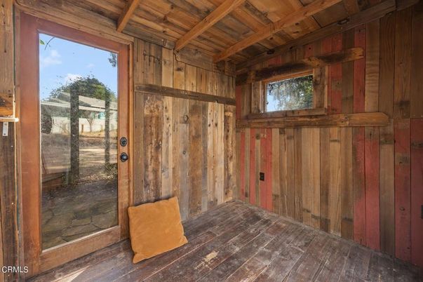Empty room, Interior, Wooden Beams, Wooden Ceilings, Wood Texture Flooring, Wooden Walls
