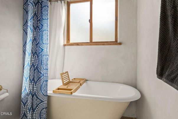 Bathroom, Free Standing Baths, Interior
