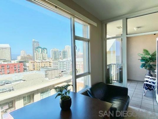 Exterior, Interior, Other, Skyline