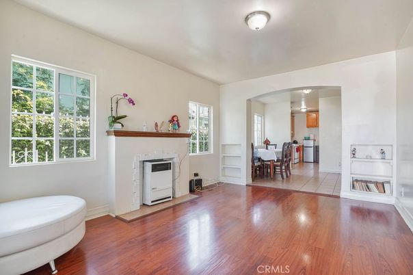 Dining room, Fireplace, Interior, Wood Texture Flooring