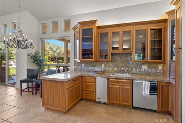 Chandelier, Interior, Kitchen