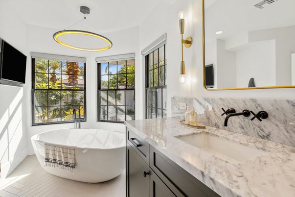 Bathroom, Dual Sink Vanities, Free Standing Baths, Interior, Pendant Lights, Recessed Lighting