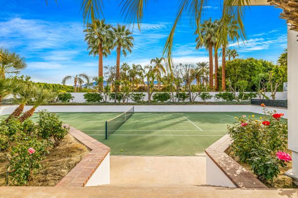 Exterior, Tennis Courts