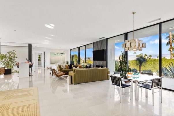 Chandelier, Dining room, Interior, Living room, Pendant Lights, Recessed Lighting, Water
