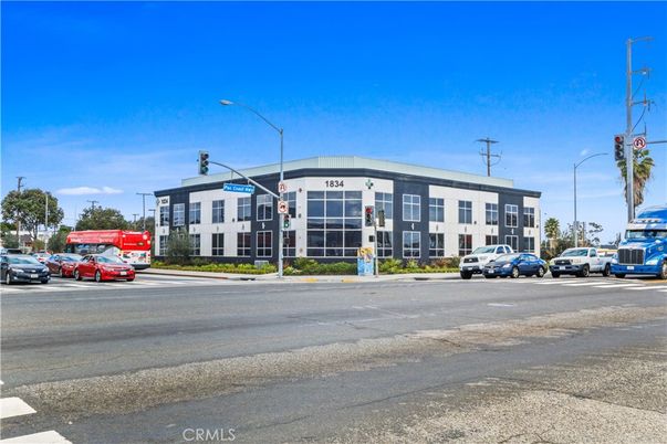 Exterior, Facade, Condo Building