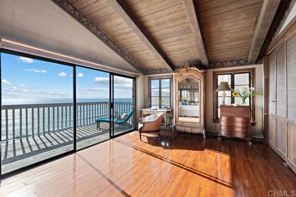 Bedroom, Interior, Water, Wooden Beams, Wooden Ceilings, Wood Texture Flooring