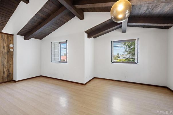 Empty room, Interior, Wooden Beams, Wooden Ceilings, Wood Texture Flooring