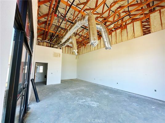 Empty room, Interior, Wooden Beams