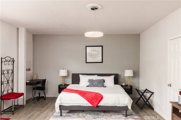 Bedroom, Interior, Pendant Lights, Wood Texture Flooring