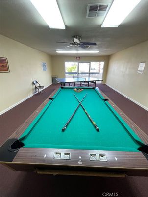 Billiard Table, Game Room, Interior
