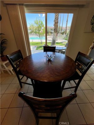 Dining room, Interior