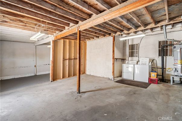 Interior, Washer, Wooden Beams, Wooden Ceilings