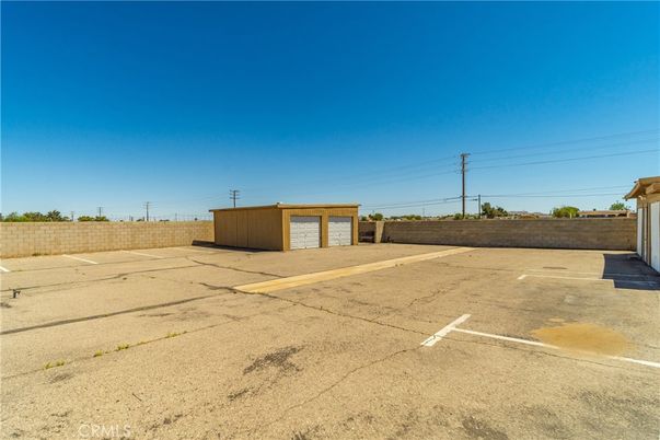 Backyard, Detached Garage, Exterior