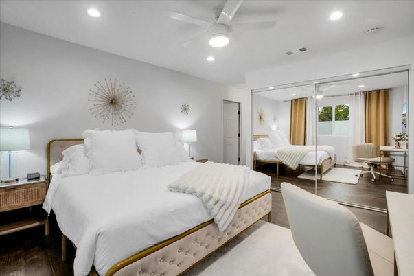 Bedroom, Interior, Recessed Lighting, Wood Texture Flooring