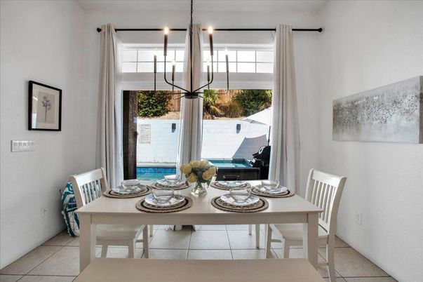 Dining room, Interior