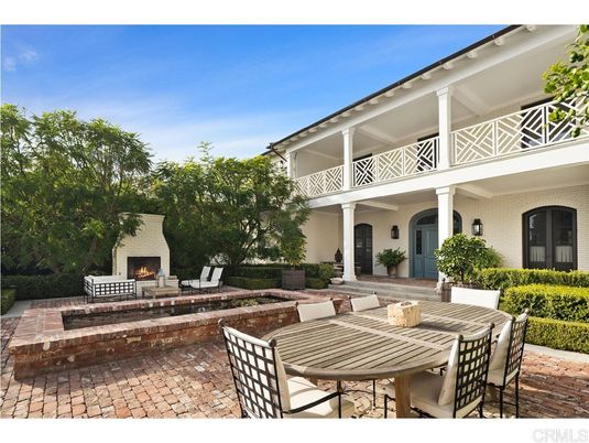 Exterior, Fireplace