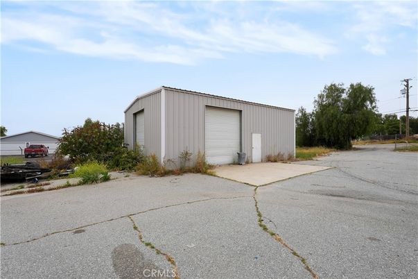Detached Garage, Exterior