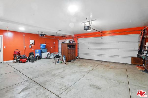 Garage, Interior, Recessed Lighting