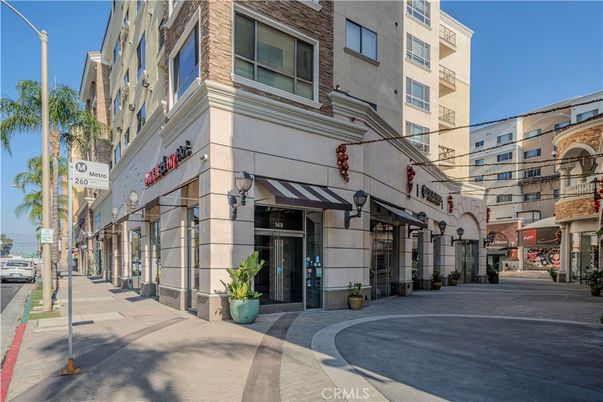Exterior, Facade, Condo Building