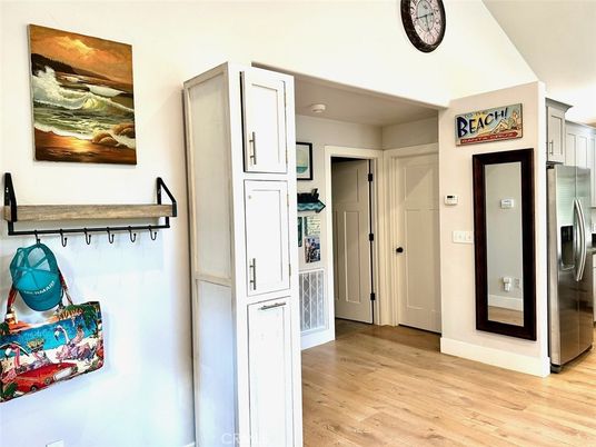 Interior, Washer, Wood Texture Flooring