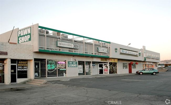 Exterior, Facade, None