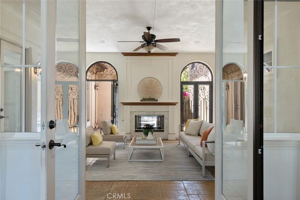 Fireplace, Interior, Living room, Recessed Lighting