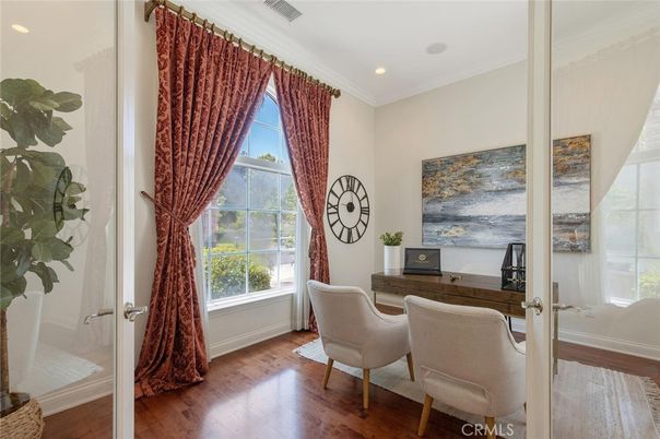 Home Office, Interior, Recessed Lighting, Wood Texture Flooring