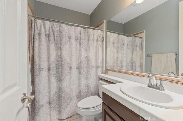 Bathroom, Interior, Tile Countertops