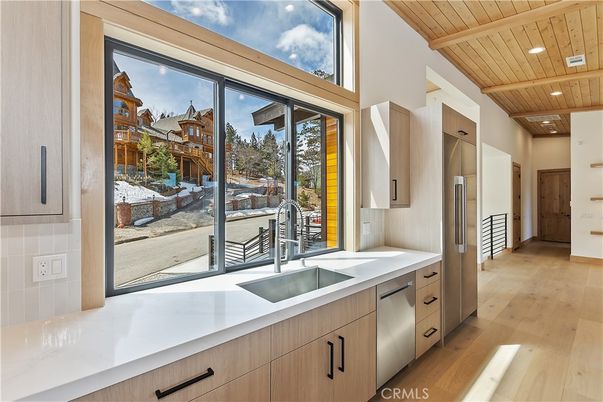 Interior, Kitchen, Recessed Lighting, Stainless Steel Appliances, Wooden Beams, Wooden Ceilings, Wood Texture Flooring