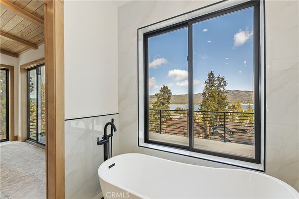 Bathroom, Free Standing Baths, Interior, Marble Walls, Wooden Beams, Wooden Ceilings