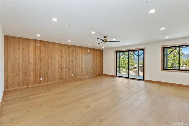 Empty room, Interior, Recessed Lighting, Wood Texture Flooring, Wooden Walls