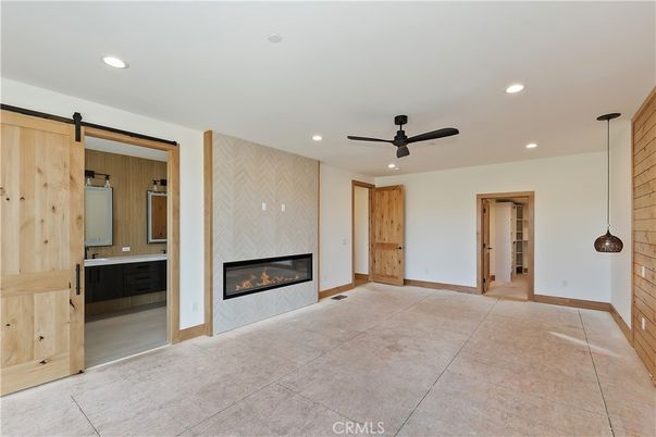 Bathroom, Empty room, Fireplace, Interior, Pendant Lights, Recessed Lighting