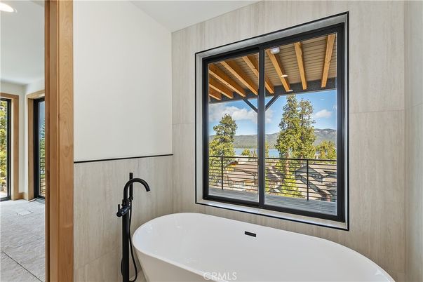 Bathroom, Free Standing Baths, Interior, Wooden Beams, Wooden Ceilings