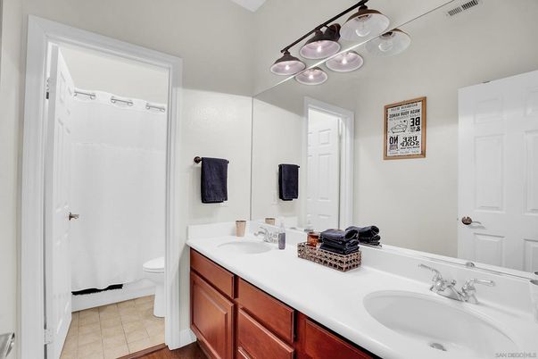 Bathroom, Dual Sink Vanities, Interior