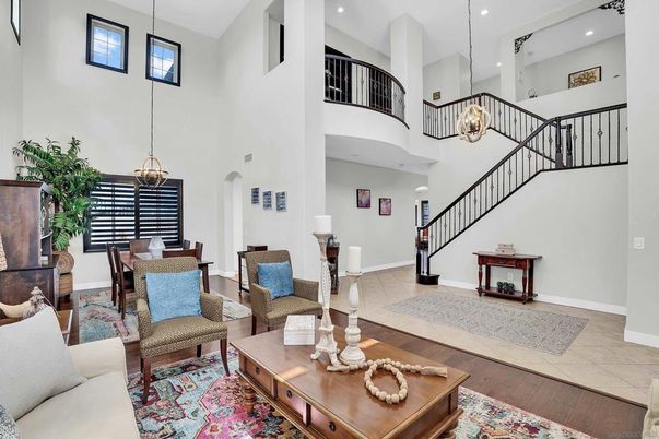 Chandelier, Dining room, Interior, Living room, Pendant Lights, Recessed Lighting, Wood Texture Flooring