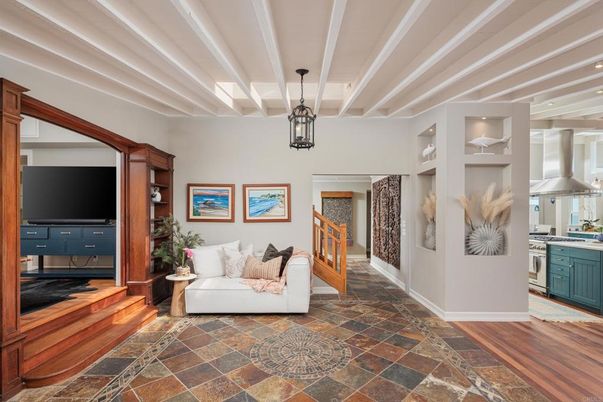 Interior, Pendant Lights, Recessed Lighting, Wood Texture Flooring