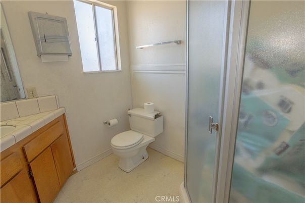 Bathroom, Interior, Tile Countertops