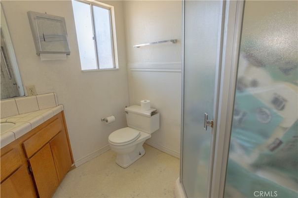 Bathroom, Interior, Tile Countertops