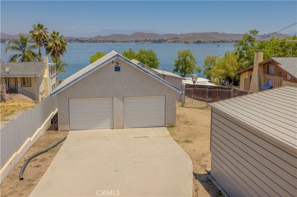 Detached Garage, Exterior, Water