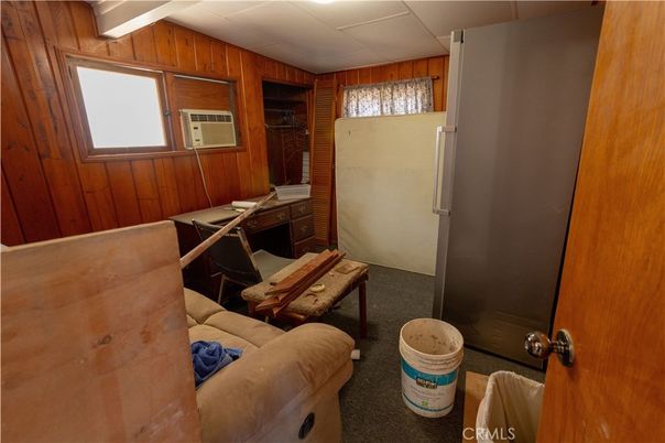 Interior, Wooden Walls