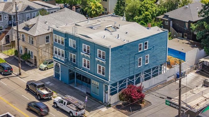 Exterior, Drone