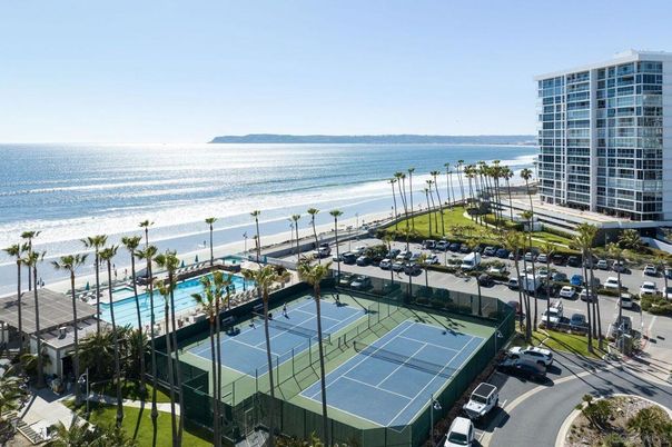 Exterior, Tennis Courts