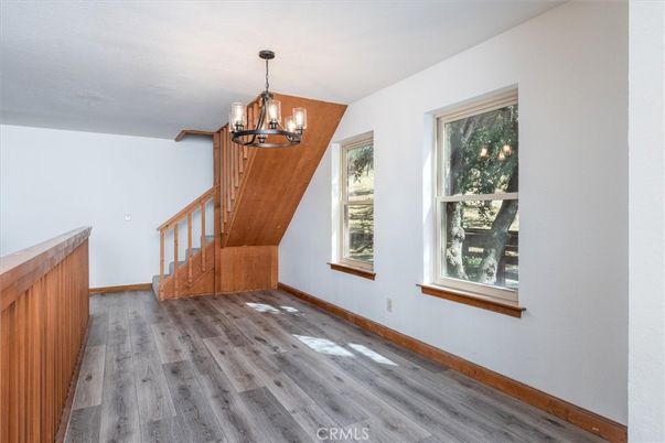 Interior, Pendant Lights, Wood Texture Flooring