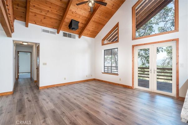 Empty room, Interior, Wooden Beams, Wooden Ceilings, Wood Texture Flooring