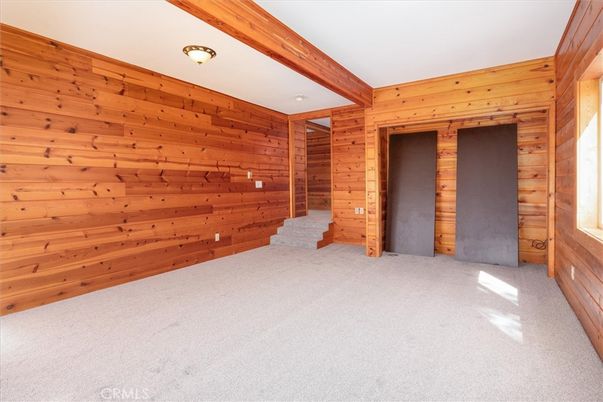 Empty room, Interior, Wooden Beams, Wooden Walls