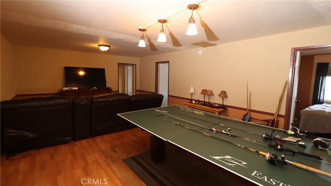 Game Room, Interior, Wood Texture Flooring